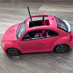 Barbie Volkswagen the Beetle Pink VW Car BJP37, Blonde Doll