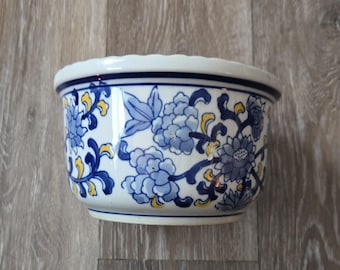 Chinoiserie Planter White Blue Yellow Ribbed top - Vintage Plant Lover Gift