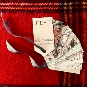 etichette regalo con pagine di libri antichi, confezione da 25