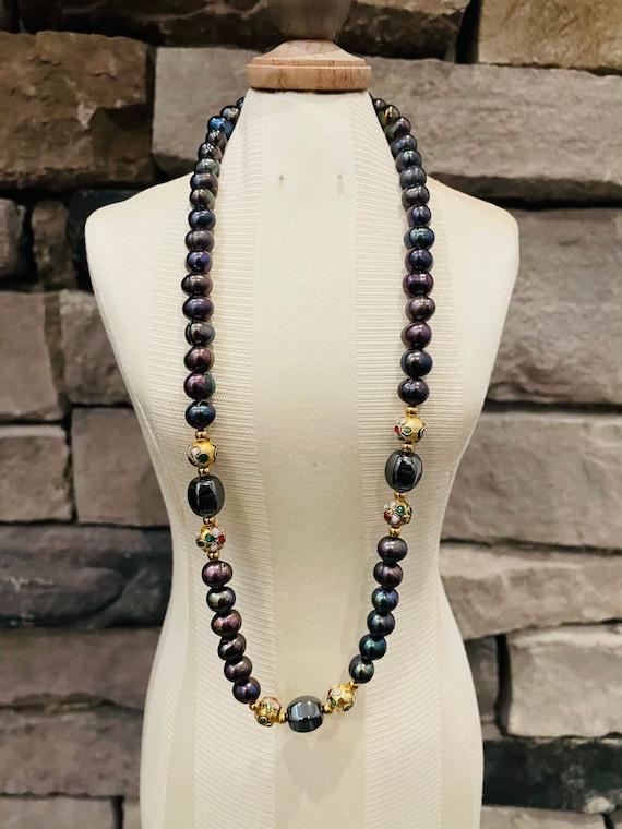 Cultured Freshwater Peacock Black Pearls and Cloi… - image 2