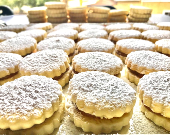 Peruvian Alfajores - Handmade Dulce de Leche Sandwich Cookies - Dessert Gift Box