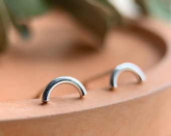 Curve Earring Studs, Sterling Silver Studs, Geometric Jewellery, Silver Jewelry, Arc Earring Studs, Minimalist Jewellery, Tiny Studs.