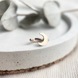Crescent Moon Ear Cuff, Gold Moon Ear Cuff, Fake Piercing, Cartilage Piercing, Helix Cuff, Ear Cuffs, Moon Jewellery, Gold Filled