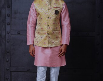 Light pink kurta pajama with jacket sale
