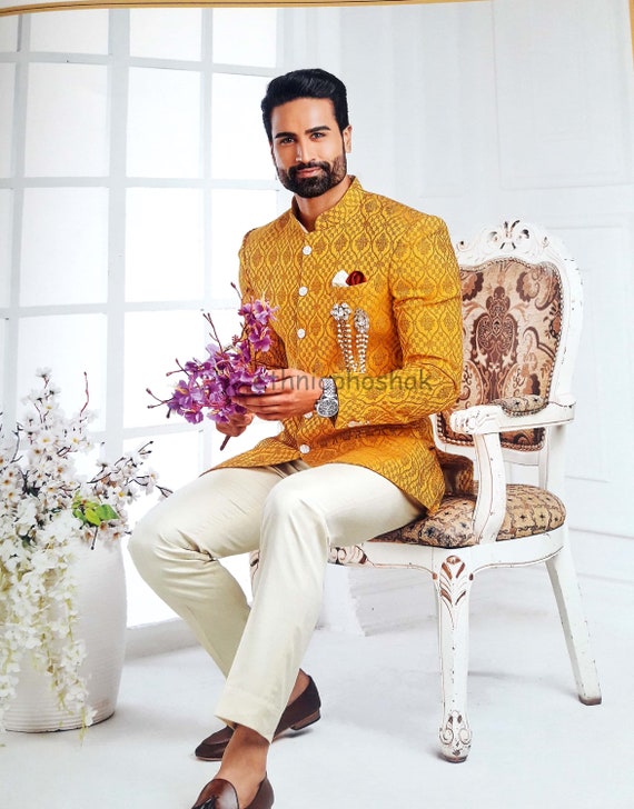 Mens Traditional Jodhpuri Suit With 