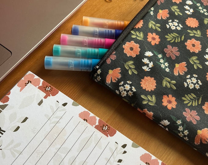 Blue and Orange Floral Patterned Zipped Pouch