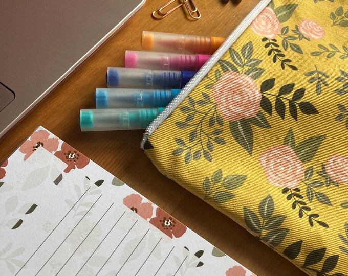 Yellow Floral Patterned Zipped Pouch