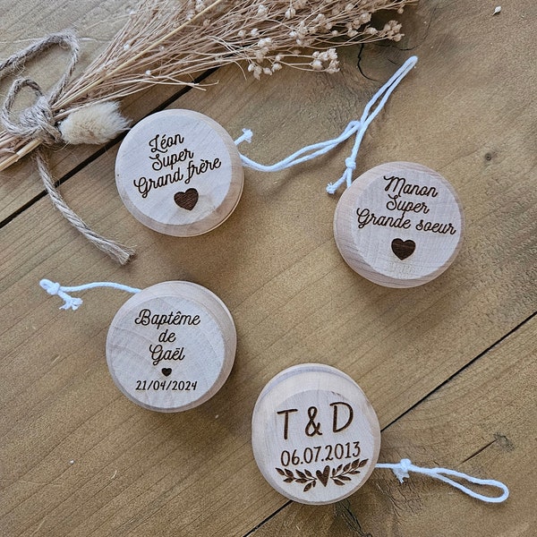 Personalized yoyo / guest gift / wedding baptism babyshower gift / event / witness civil union birth pregnancy gift