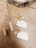 Personalized daisy key ring for teacher atsem end of school year granny / grandmothers / mom / personalized gift / key product logo