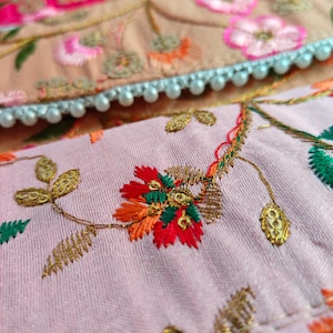 Lote de bolsos de mano bordados hechos a mano de la India para mujer, bolsos con cordón, obsequios de boda para invitados, envío gratuito