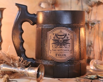 Hexer Tasse | Geralt Medaillon personalisierte Geschenk | Hexer Gamer Geschenk | Hexer Wolf Geschenk Wolf Geschenk Hexer Bierkrug Geschenk für Gamer W1