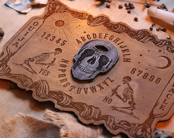 Tavola Ouija / Tavola degli spiriti personalizzata / Tavola da gioco occulta / Regalo di Halloween / Tavola parlante / Gioco Ouija in legno / Decorazione gotica in compensato