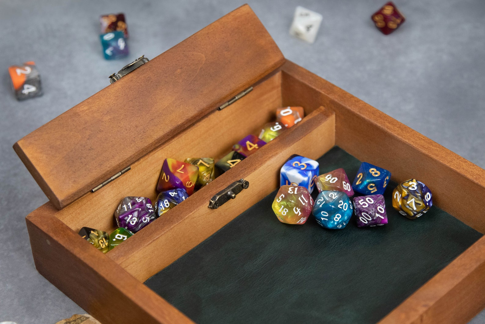 Custom Wooden DND Dice Box Tray RPG Dice Rolling Mat Tabletop Games D&D