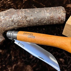 Opinel 12VRN Large Penknife with carbon steel 12 cm.blade