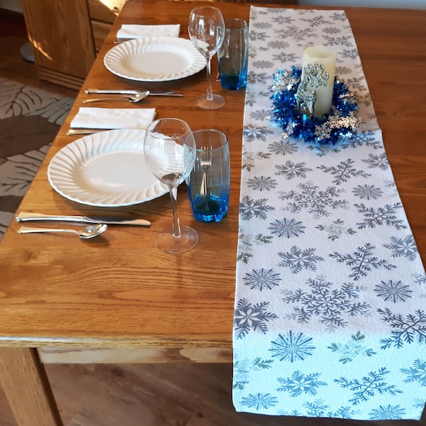 Winter White Table Runner, Elegant Winter Table Decor, White Silver Snowflakes, Napkins, Cotton Fabric, Handsewn Table Linens