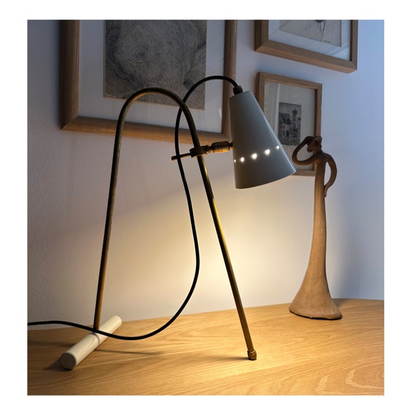 Grande lampe à poser en laiton Italienne design années 50 (aux normes électriques de votre pays)