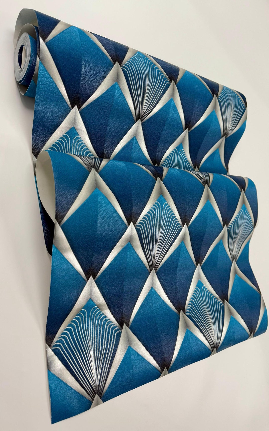 WM Diamond Triangle Geometric Wallpaper – Navy Blue & Bronze Metallic – Textured 3D Vinyl Roll