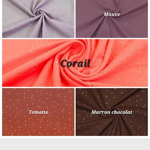Peut inclure: Quatre &eacute;chantillons de tissu avec des points de paillettes dor&eacute;s. Les &eacute;chantillons sont de couleur lilas, mauve, corail et marron. Le tissu est doux et vaporeux.