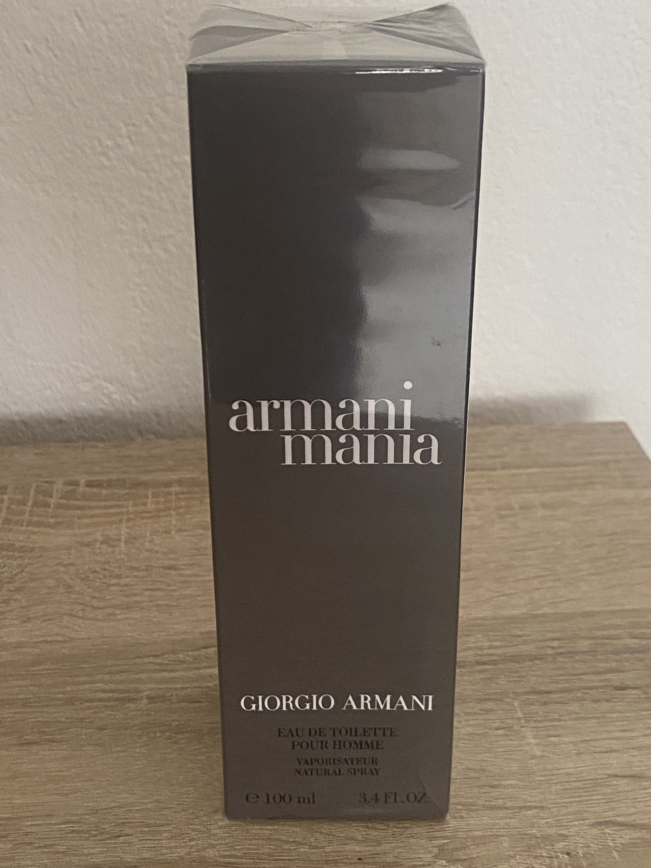 【新品未使用】Giorgio Armani Armani Mania 50ml Giorgio Armani Armani Mania 50ml 未使用 Armani Mania Fragrances