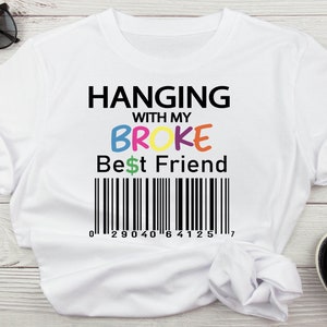 Hängen mit meiner pleite besten Freundin, Mutter lustige sarkastische Mama SVG SVG Bundle, Mama Baby Mädchen SVG für Shirts, Mutter Tochter SVG Zitate