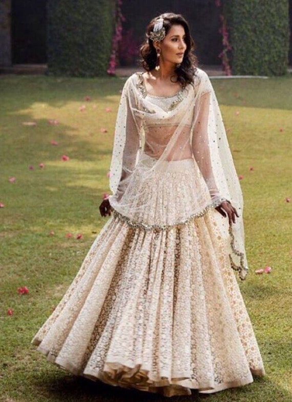 Ivory Thread Embroidery Lehenga Indian Dress Online USA / Indian  Traditional Dress/ Design by Shivani/ Lehenga Shopping Online Australia 