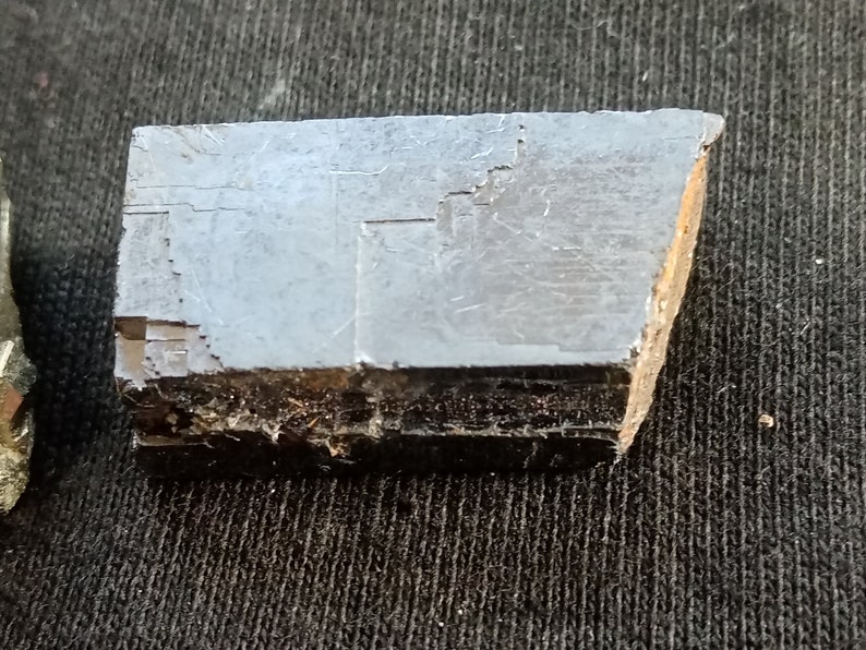Collectible specimen, Raw pyrite and galena 2 small top quality pyrite and galena