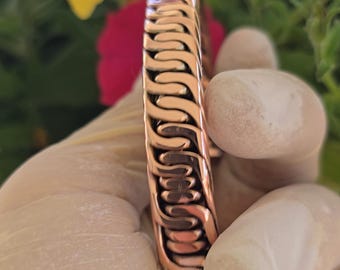 Barbed wire ends and dime layers center combo braid