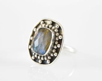 Labradorite Ring, 925 Sterling Silver Ring, Wedding Ring, Bar Signet Ring, Natural Blue Labradorite Ring, Anniversary Ring, Gift For Her