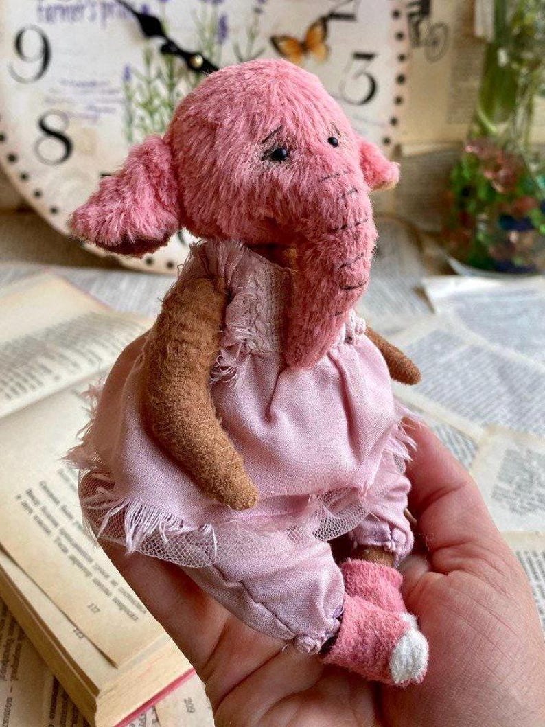 Artist Teddy Elephant Rosalee – Pink Collectible OOAK Stuffed Toy image 9