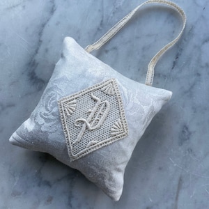 Vintage “P” Lace Monogram Linen French Lavender Sachet