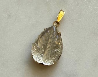 Vintage 18x13 mm Rare West German Clear Foil Back Shabby Chic Crystal Pressed Glass Pear Leaf charm with adjustable bail.