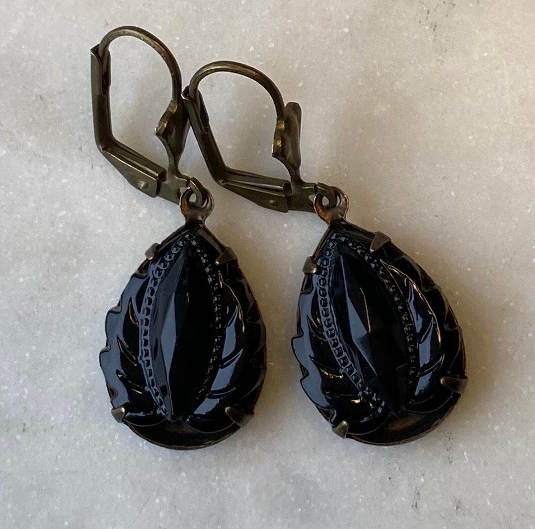 Vintage West German Jet Black Onyx  Leaf 18 x 13 mm Faceted Glass Earrings