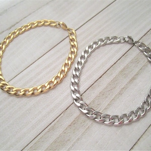 Cuban Link Chain Bracelet | Curb Link Chain Bracelet | Stainless Steel | Hypoallergenic | Men | Women | Unisex | Silver Color | Gold Color