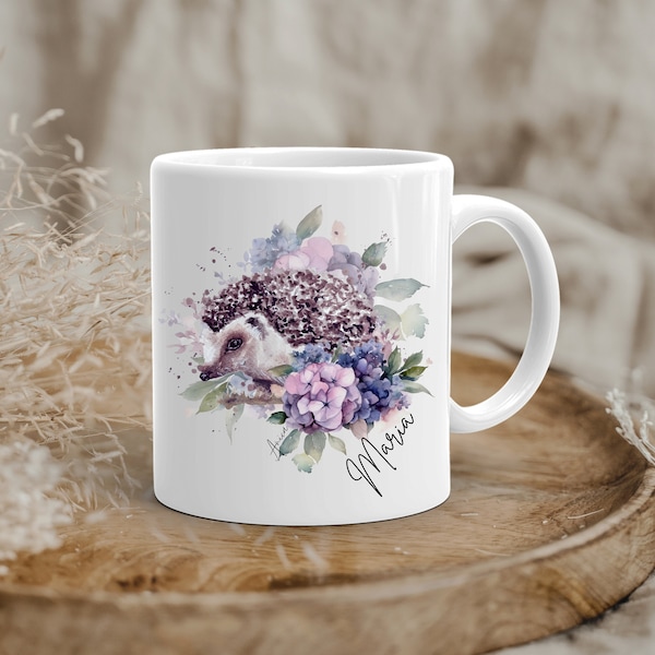 Becher Igel und blaue Blumen Tasse Tier und Blumen Kaffeetasse personalisierbar Wunschtext Becher kleines Geschenk