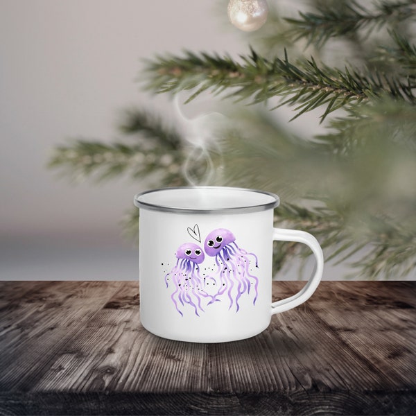 Emaille Becher Qualle, Camping Tasse mit Namen, Kaffeetasse, Kaffeebecher, kleines Weihnachtsgeschenk