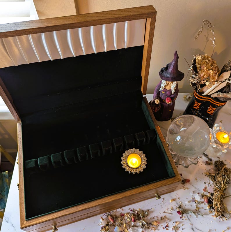 Vintage Witch Oracle Altar Box - Etsy