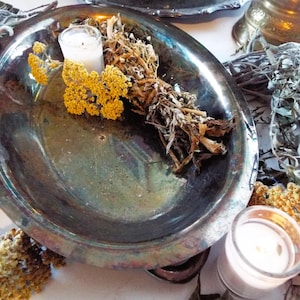 Vintage Witch Oval Altar Dish