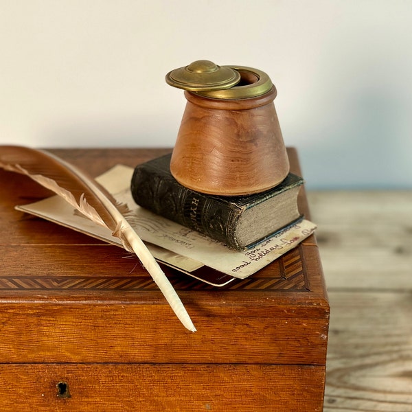 Antique hand-turned wood inkwell with brass sliding lid and copper issert, for calligraphy dip pen, circa 1930-40s