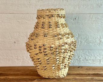 Extra large antique yellow porcupine weave basket,Native split ash basket with lid,  distressed with many layers of paint, circa 1930s
