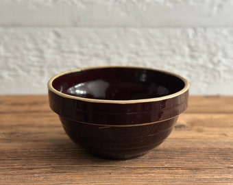Antique primitive salt glaze stoneware mixing bowl,  antique McCoy beehive brown bowl, USA - 9 IN