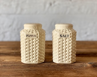 Large vintage ceramic salt and pepper shakers, from Japan, from around 1950s