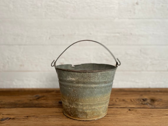 Vintage Galvanized Metal Bucket With Handle 