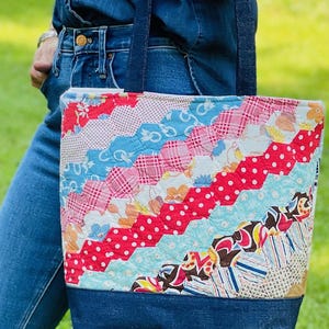Vintage Quilt Tote Bag | 1930s/40s Hexagon Patchwork Purse | Handmade Shoulder Bag