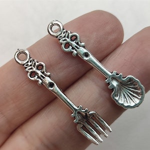 Spoon And Fork Charm Antique Silver Tone 20PCS