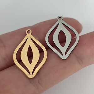 Collana Ciondolo Vulva Vagina – Gioiello Erotico Argento Con Cordicella – Amuleto Lady Garden