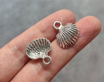 16/48pcs Tibetan Silver Shell/Conch Charms Pendants Crafts Beads 10x20mm 16/48pcs Tibetan Silver Shell/Conch Charms Pendants Crafts Beads 10x20mm
