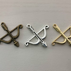 Antique Silver Tone Crossbow & Arrow Charm