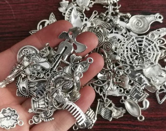 Grab Bag Liquidation Verkauf von 50/100 verschiedene Charms, gemischt, zufällige gemischt, antike silberne Charme Großhandel, Charme Sammlung Masse, co204