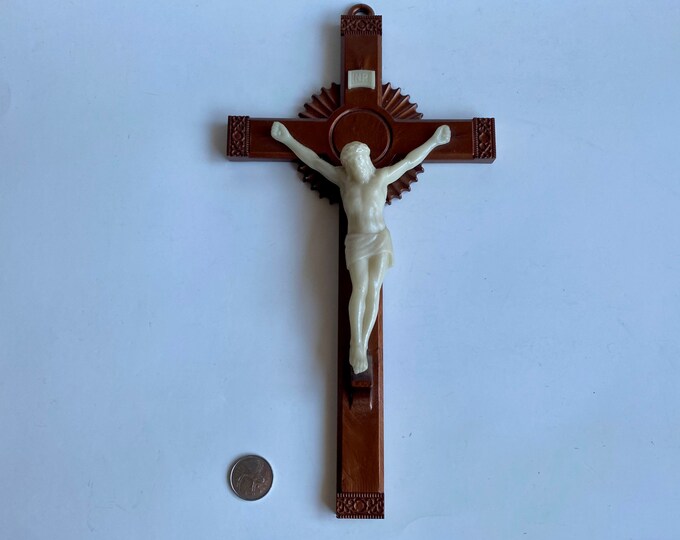 Vintage Wall Cross, Cross With Jesus, Jesus on the Cross, Vintage