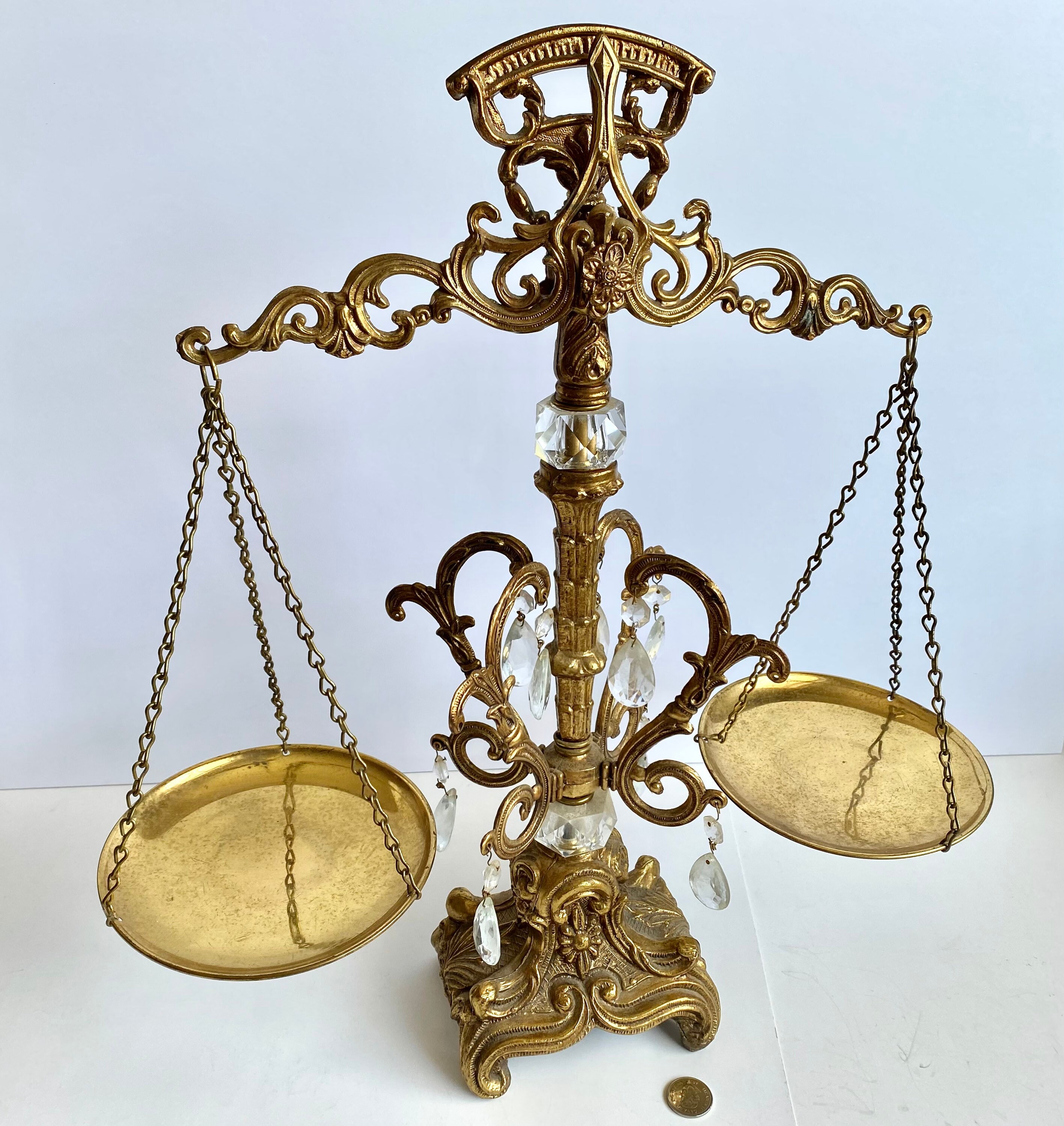 Vintage Style Metal Balance Scale, Decorative Antique Weight Balancing Scale, Lawyer Scale of Justice, Jewelry Tower Tray, Farmhouse Candleholder